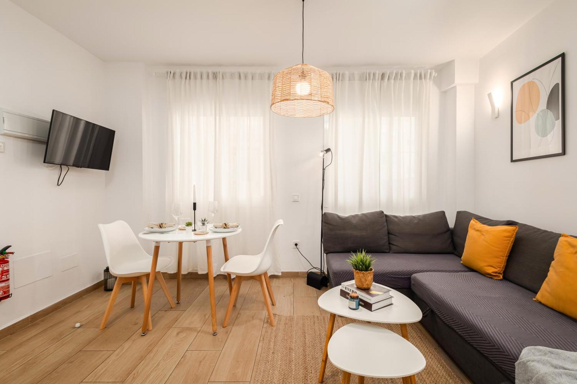 Nordik Apartments Urban - Perchel "Skogar" Малага Экстерьер фото