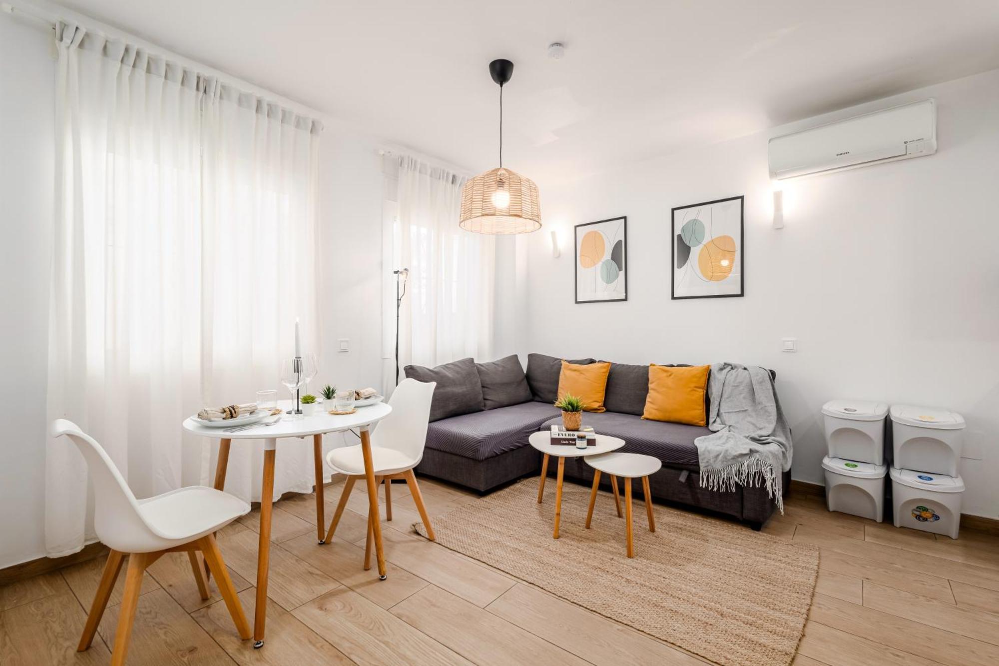 Nordik Apartments Urban - Perchel "Skogar" Малага Экстерьер фото